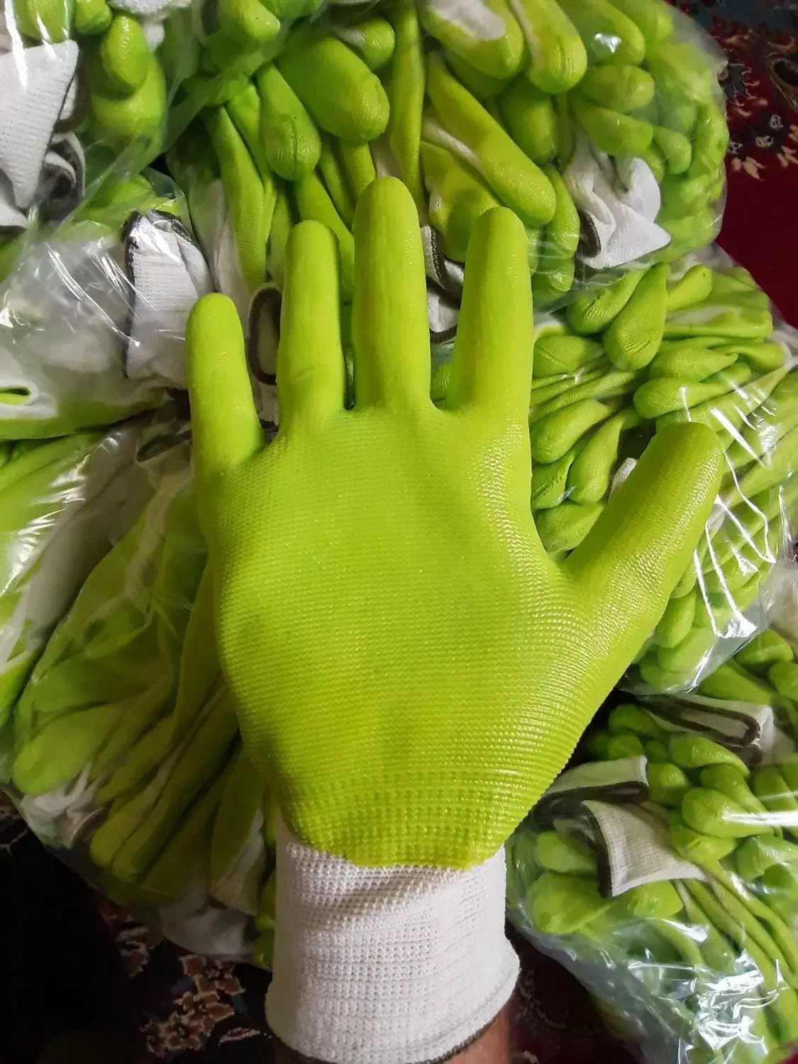 دستکش کار|لباس|زنجان, |دیوار