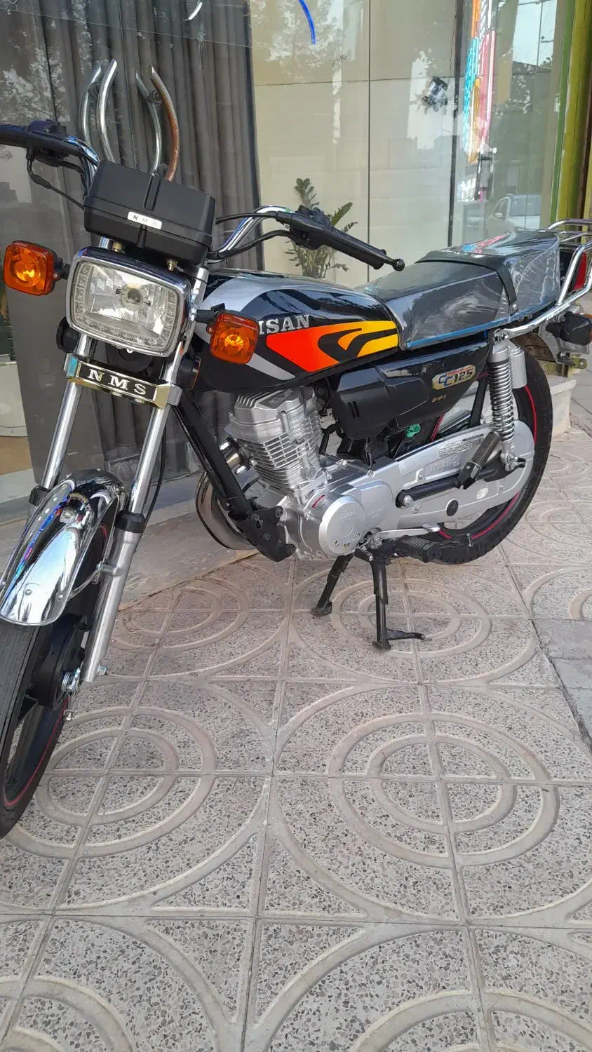 احسان ۱۲۵ درحد صفر|موتورسیکلت|زرندیه, |دیوار