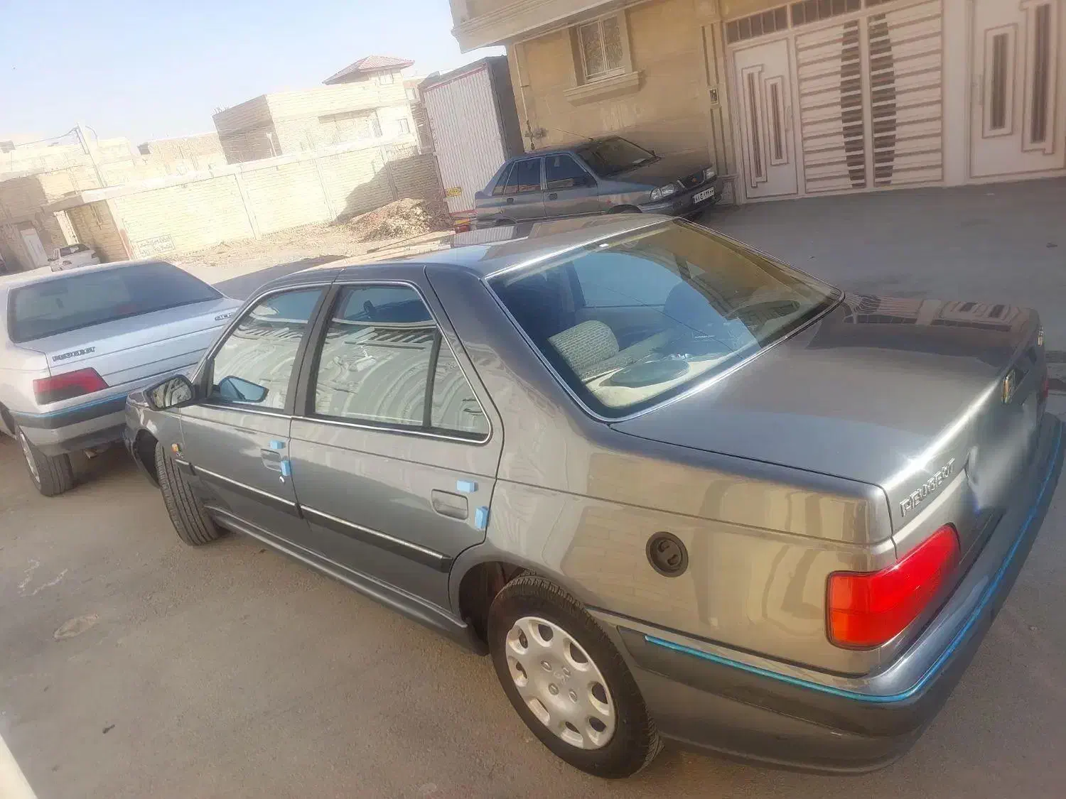 پژوپارس سال|خودرو سواری و وانت|نجف‌آباد, فاز ۳ شهرک آزادگان|دیوار