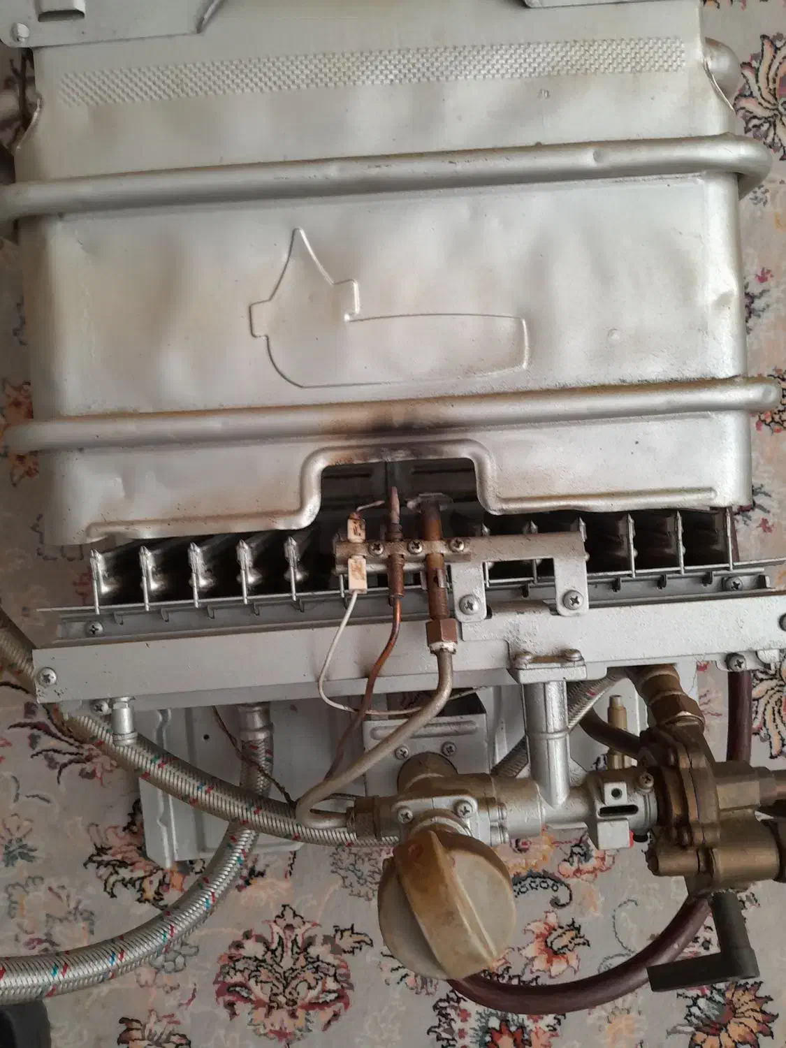 آب گرم کن|آبگرمکن، پکیج، شوفاژ|شاهینشهر, مسکن مهر|دیوار