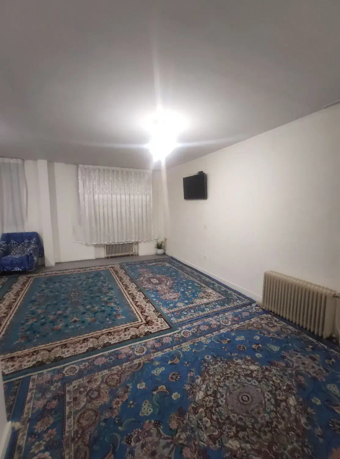 ۹۸ متری دو خوابه، نبش، بر حیدری