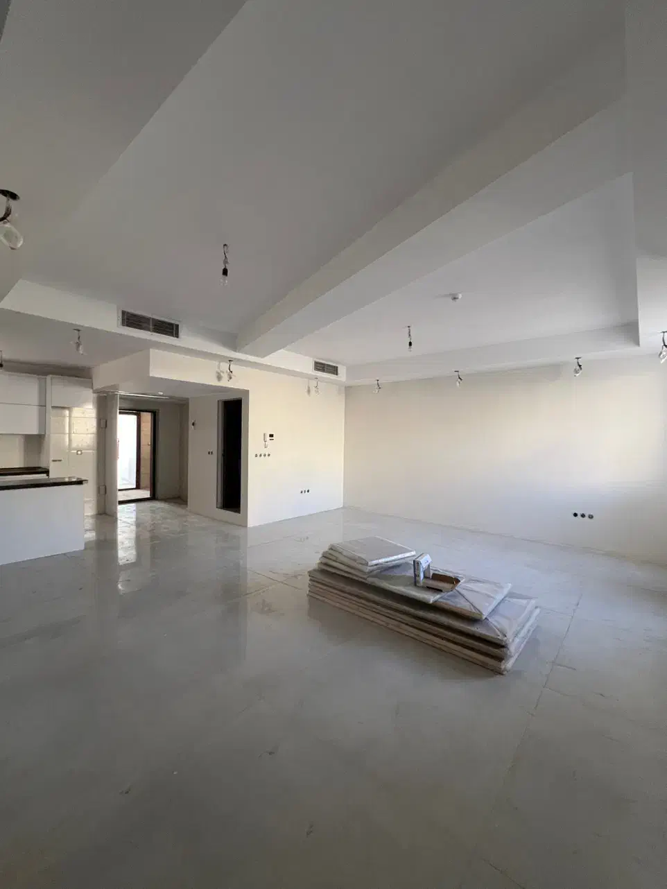 رودهن/نوساز/ لوکیشن عالی / متریال عالی|اجارهٔ آپارتمان|رودهن, |دیوار