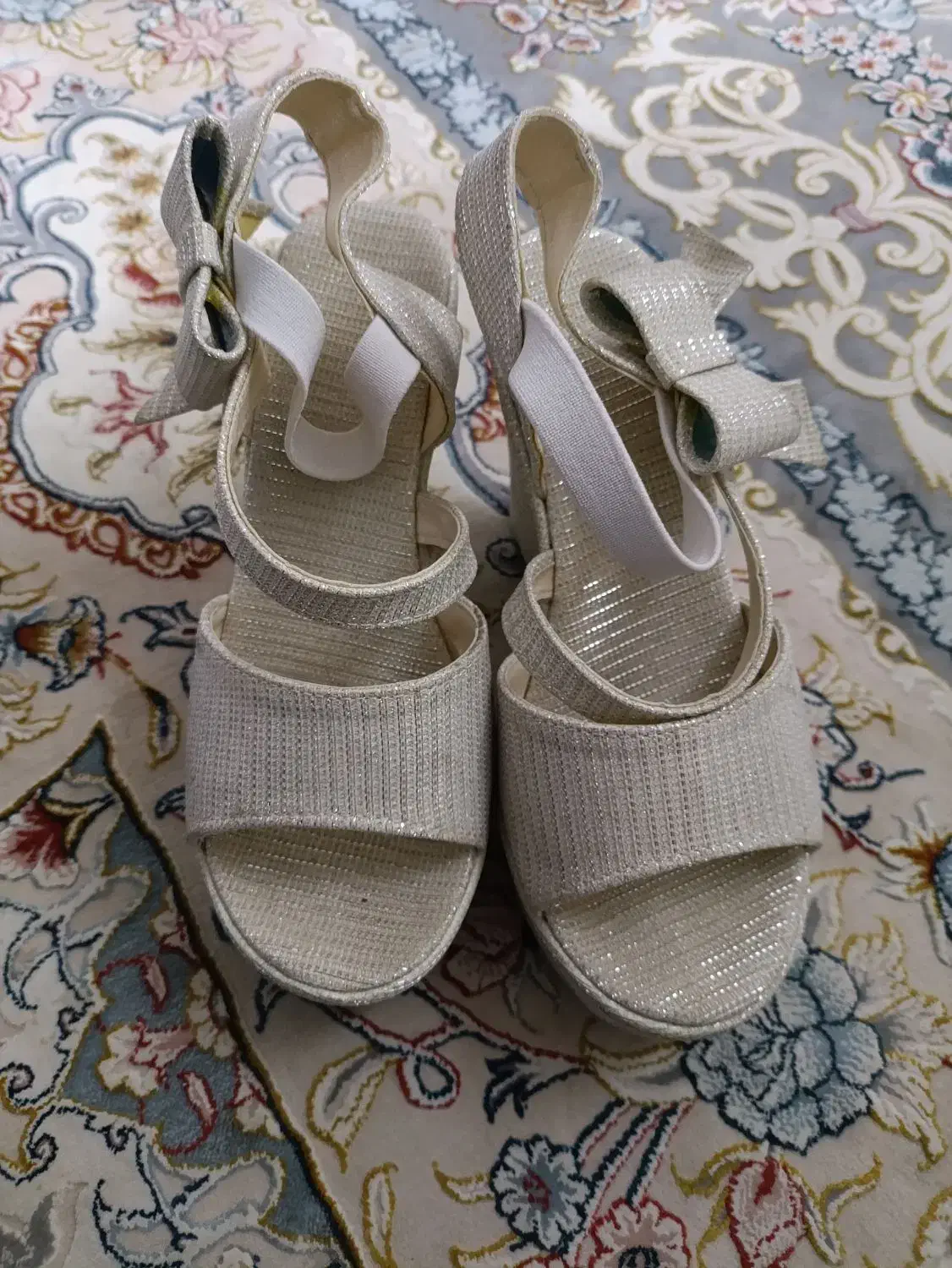 کفش|کیف، کفش، کمربند|بیرجند, |دیوار