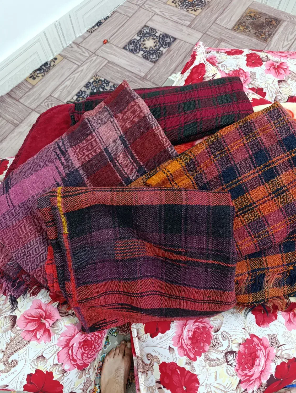 جاجم قدیم|صنایع دستی و سایر لوازم تزئینی|مهاباد (آذربایجان غربی), |دیوار