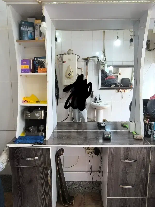 میز کار آرایشگاه|آرایشگاه و سالن‌های زیبایی|نقده, |دیوار