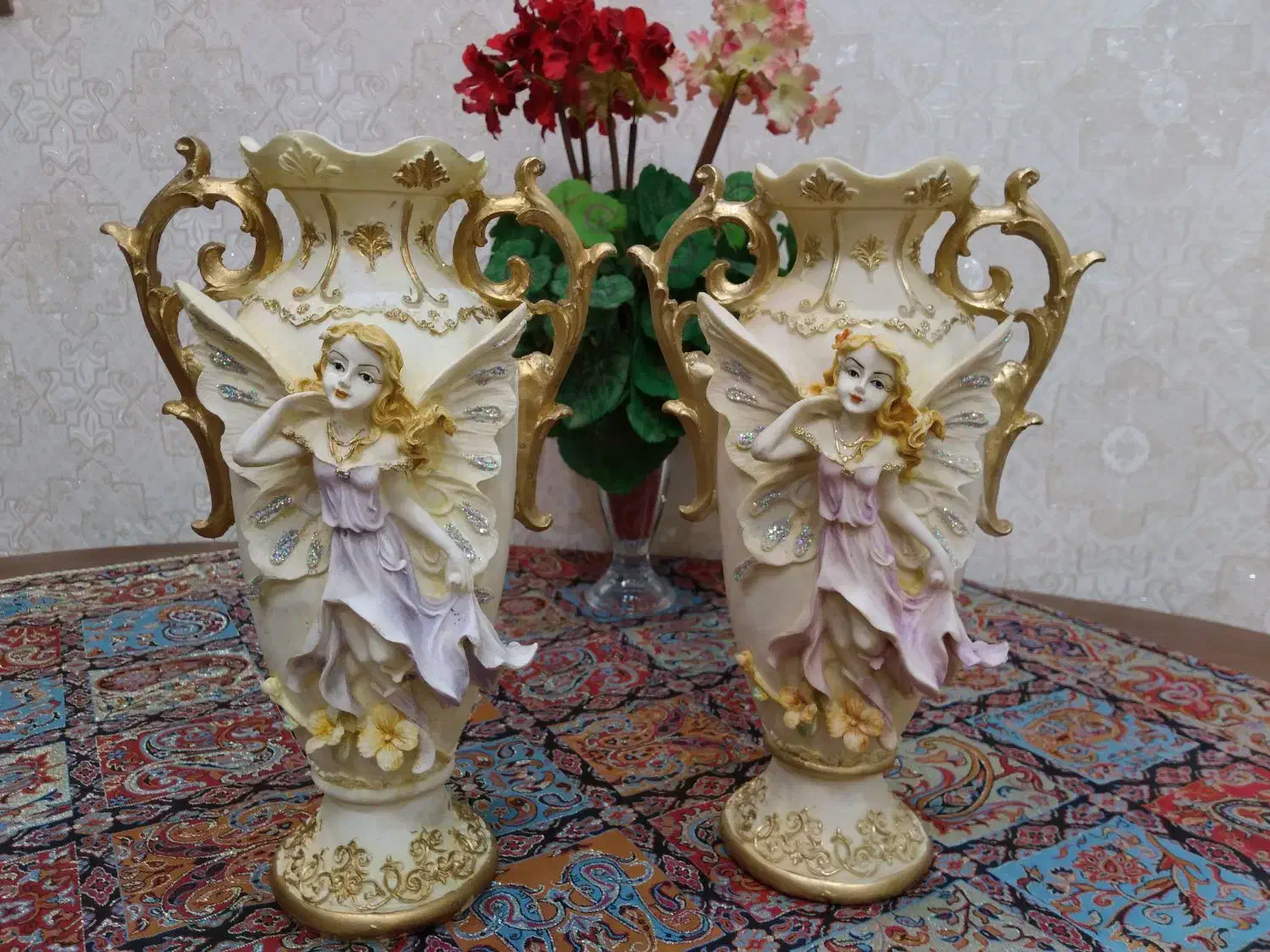 یک جفت گلدان|مجسمه، تندیس، ماکت|خرمآباد, |دیوار