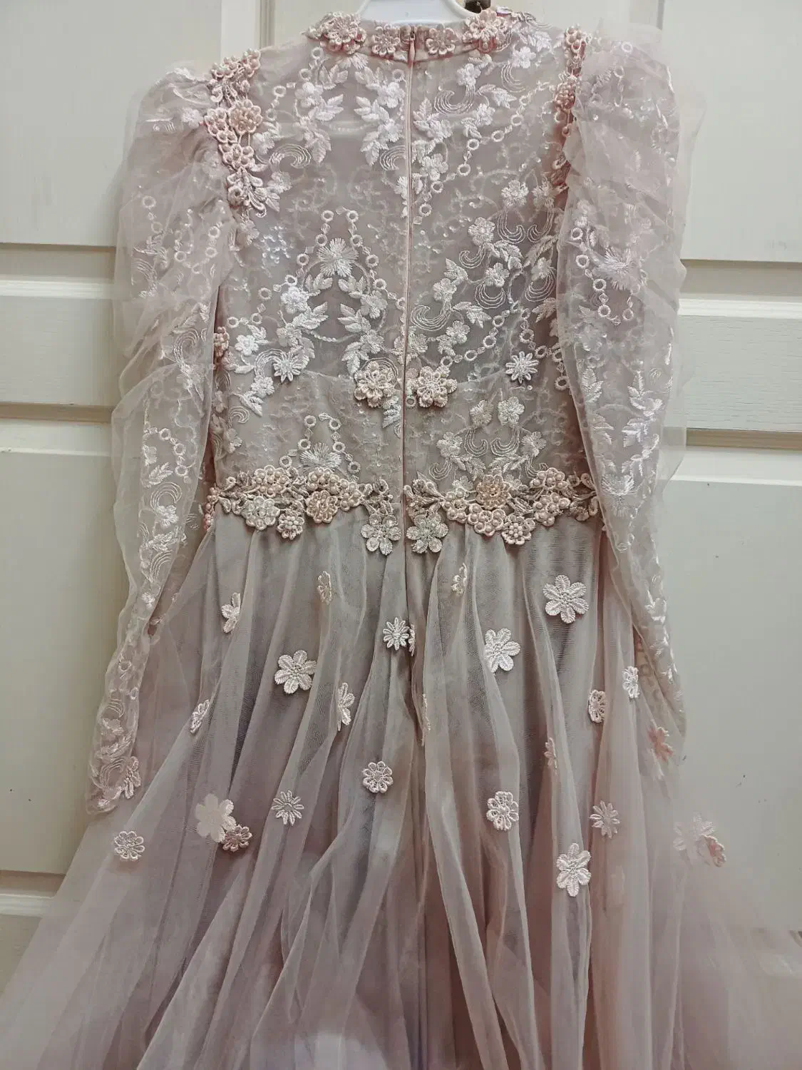 لباس شب مجلسی|لباس|اقبالیه, |دیوار