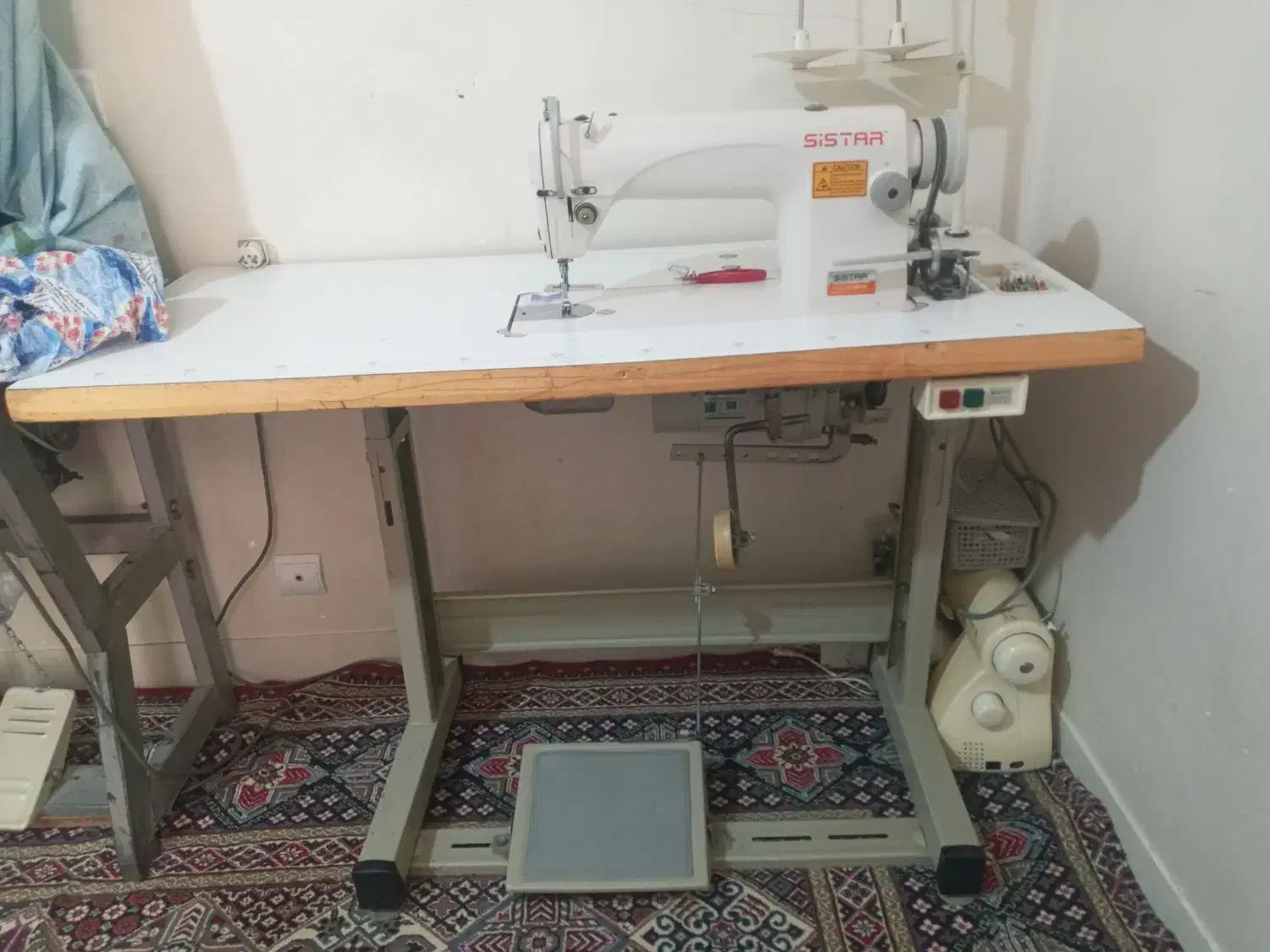 چرخ خیاطی|چرخ خیاطی و ریسندگی|فولادشهر, مسکن مهر فولادشهر|دیوار