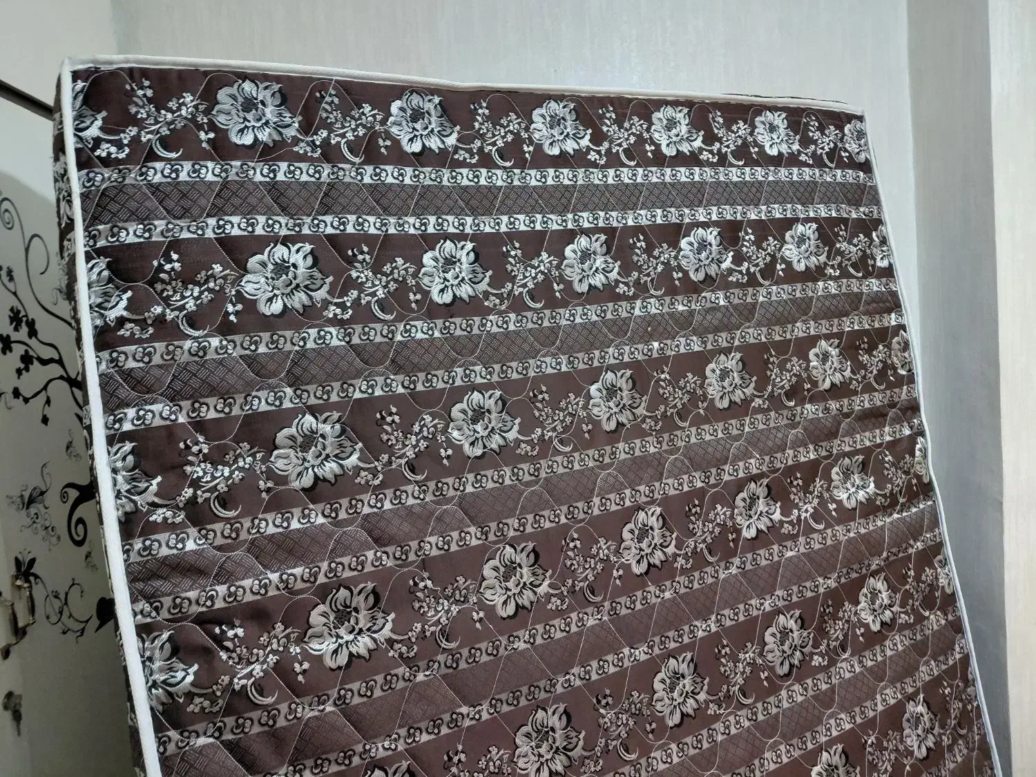 تشک تخت|تشک تختخواب|کرج, شهرک جهان آرا|دیوار