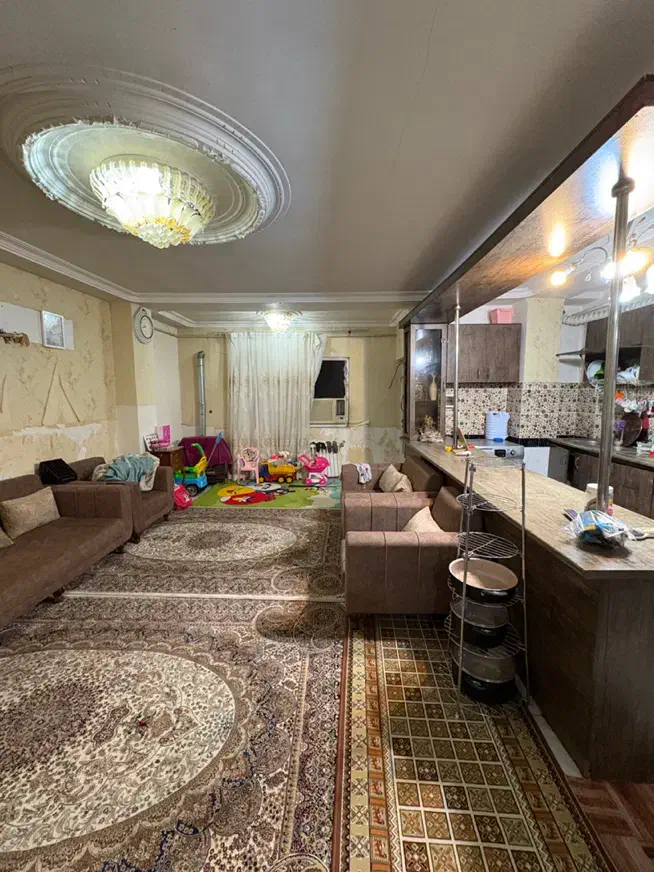 آپارتمان طبقه دوم پارکینگ اختصاصی ( مطهری)|فروش آپارتمان|صومعه‌سرا, |دیوار