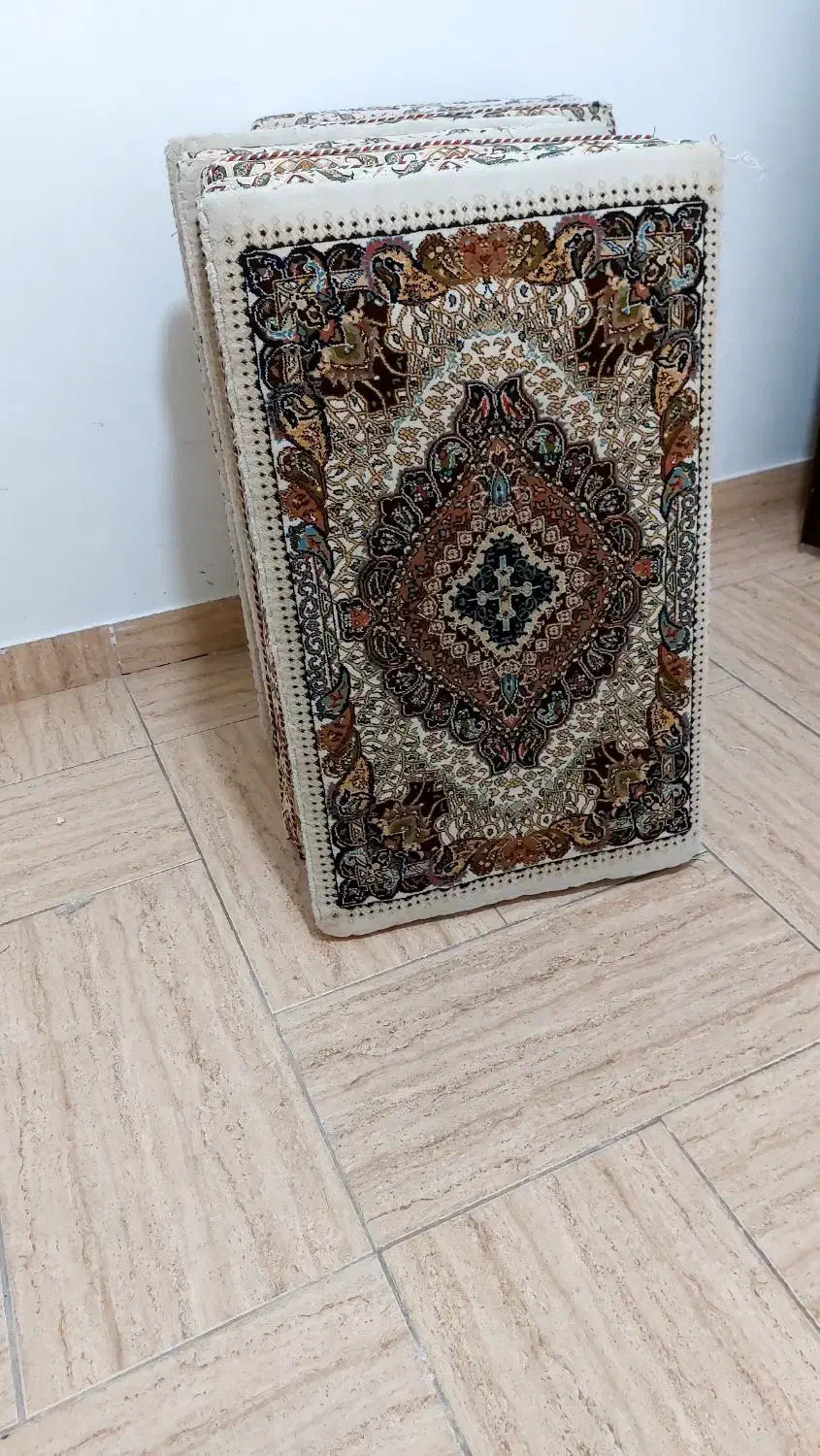 ۶عدد پشتی در حدنو|پشتی|دلبران, |دیوار