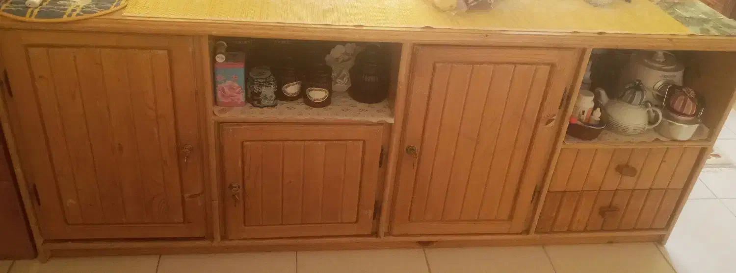 بوفه|بوفه، ویترین، کنسول|شاهین‌شهر, شهرک گلدیس|دیوار