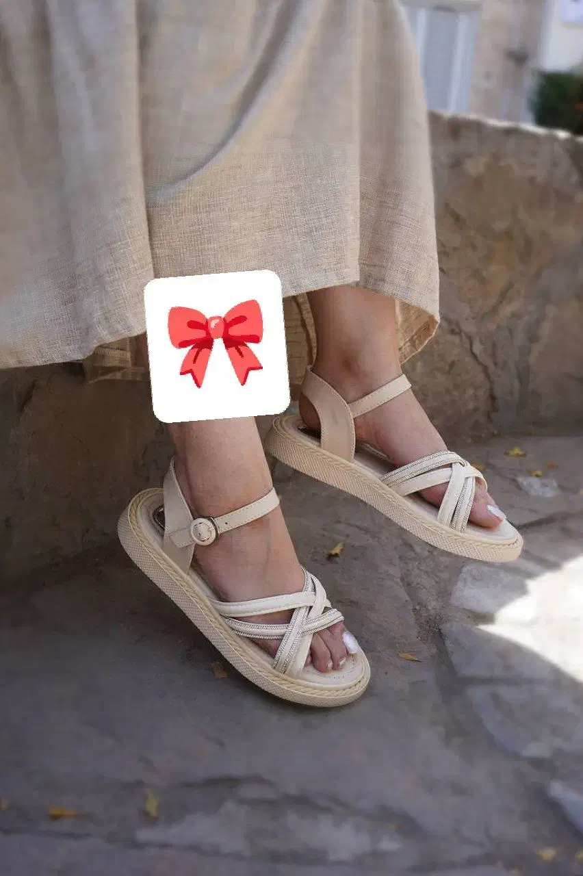 صندل کفش زنونه کرم ومشکی|کیف، کفش، کمربند|قم, امامزاده ابراهیم|دیوار