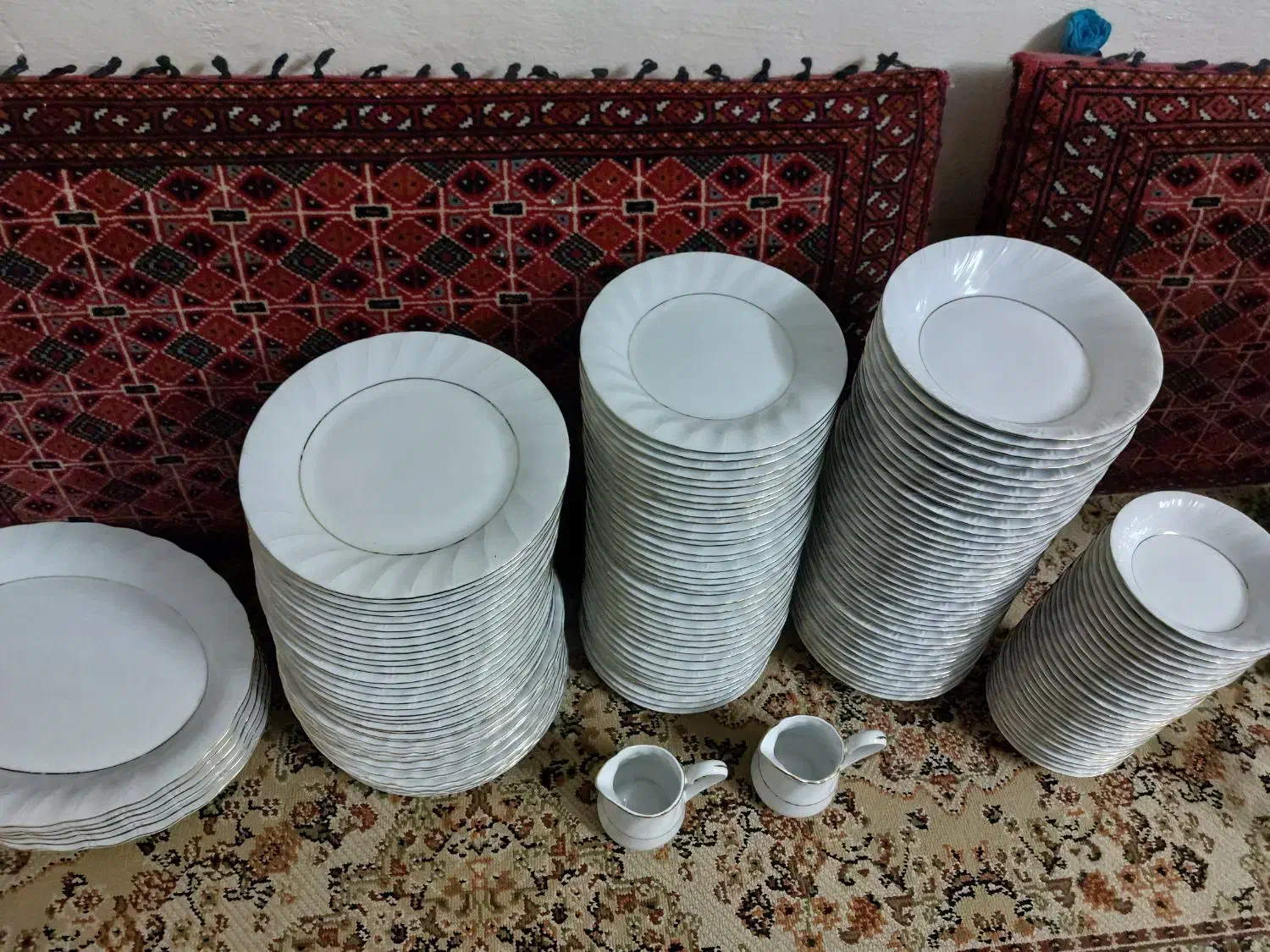 هرسرویس ۶ نفره۱۴۰۰|ظروف سرو و پذیرایی|تهران, آذربایجان|دیوار