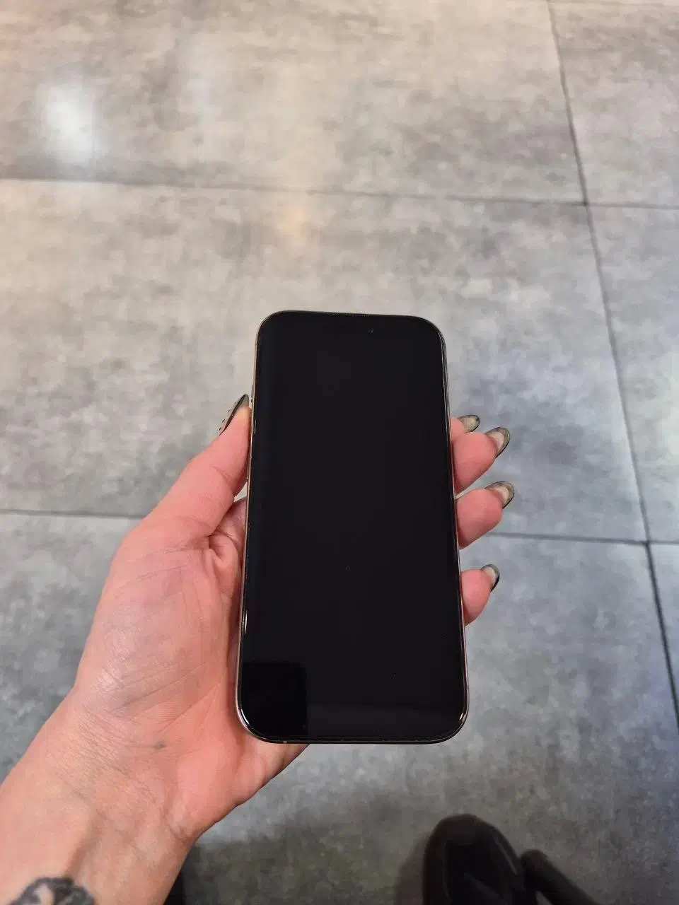 ایفون 16 پرو|موبایل|تهران, میدان ولیعصر|دیوار