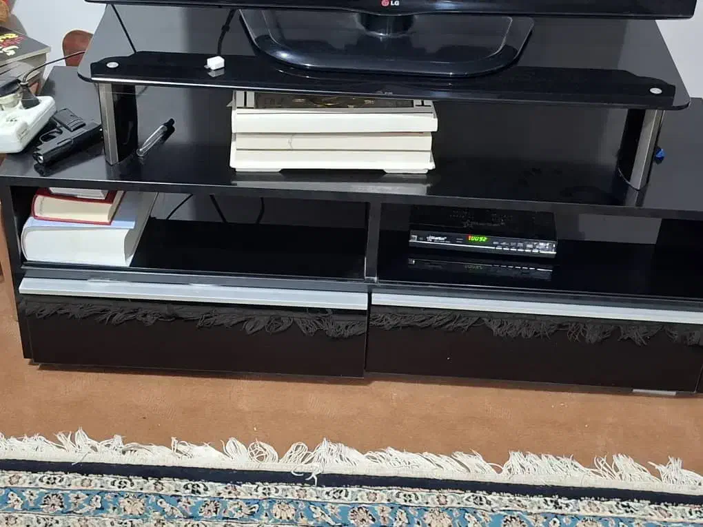 تلوزیون ۴۲ اینچ ال جی|تلویزیون و پروژکتور|زابل, |دیوار