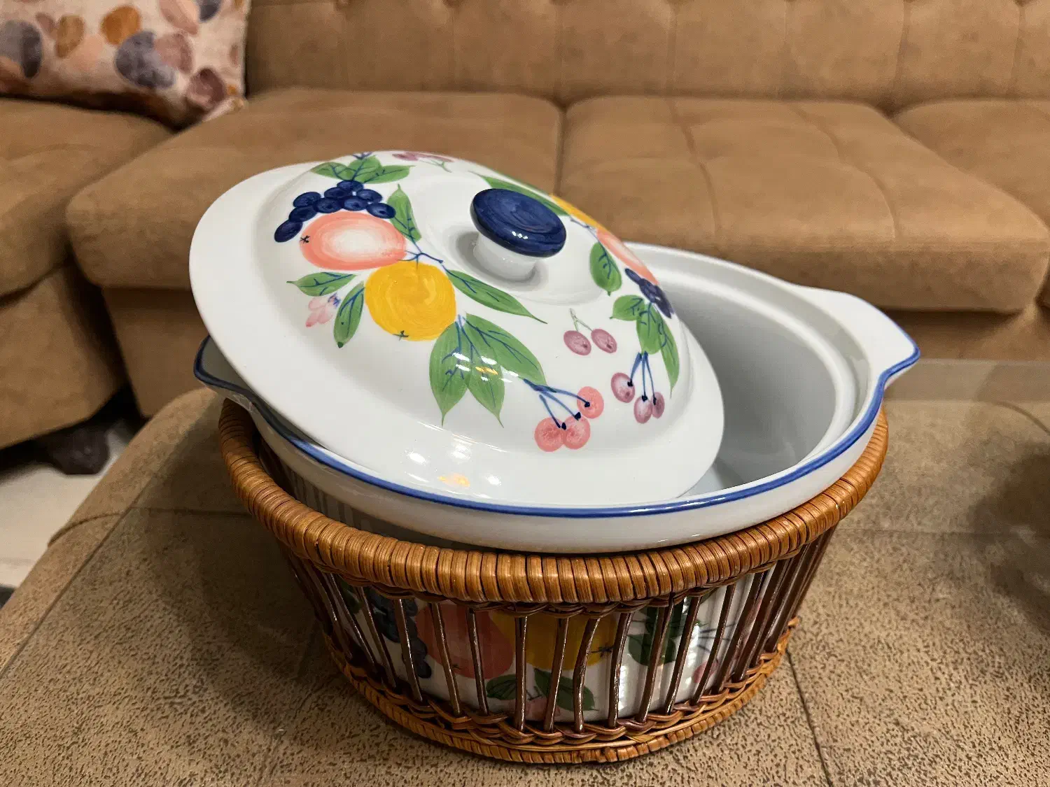 ظروف پذیرایی نو|ظروف سرو و پذیرایی|فردیس, خیام شرقی|دیوار