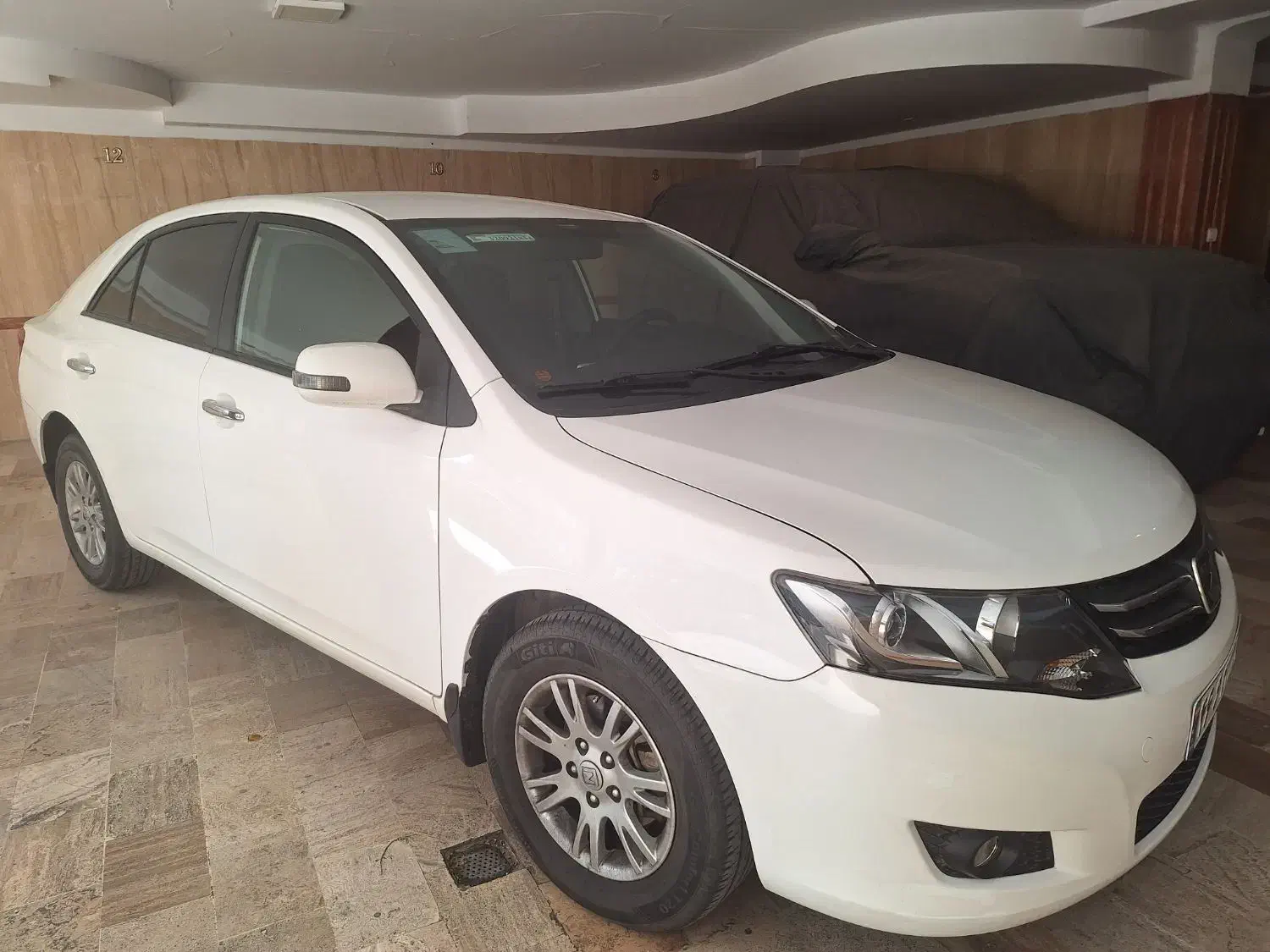 اریو|خودرو سواری و وانت|تهران, کرمان|دیوار