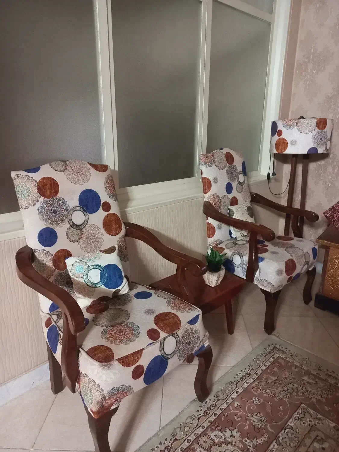 یک دست مبل ۷ نفره|مبلمان خانگی و میز عسلی|ورامین, شهرک فجر|دیوار