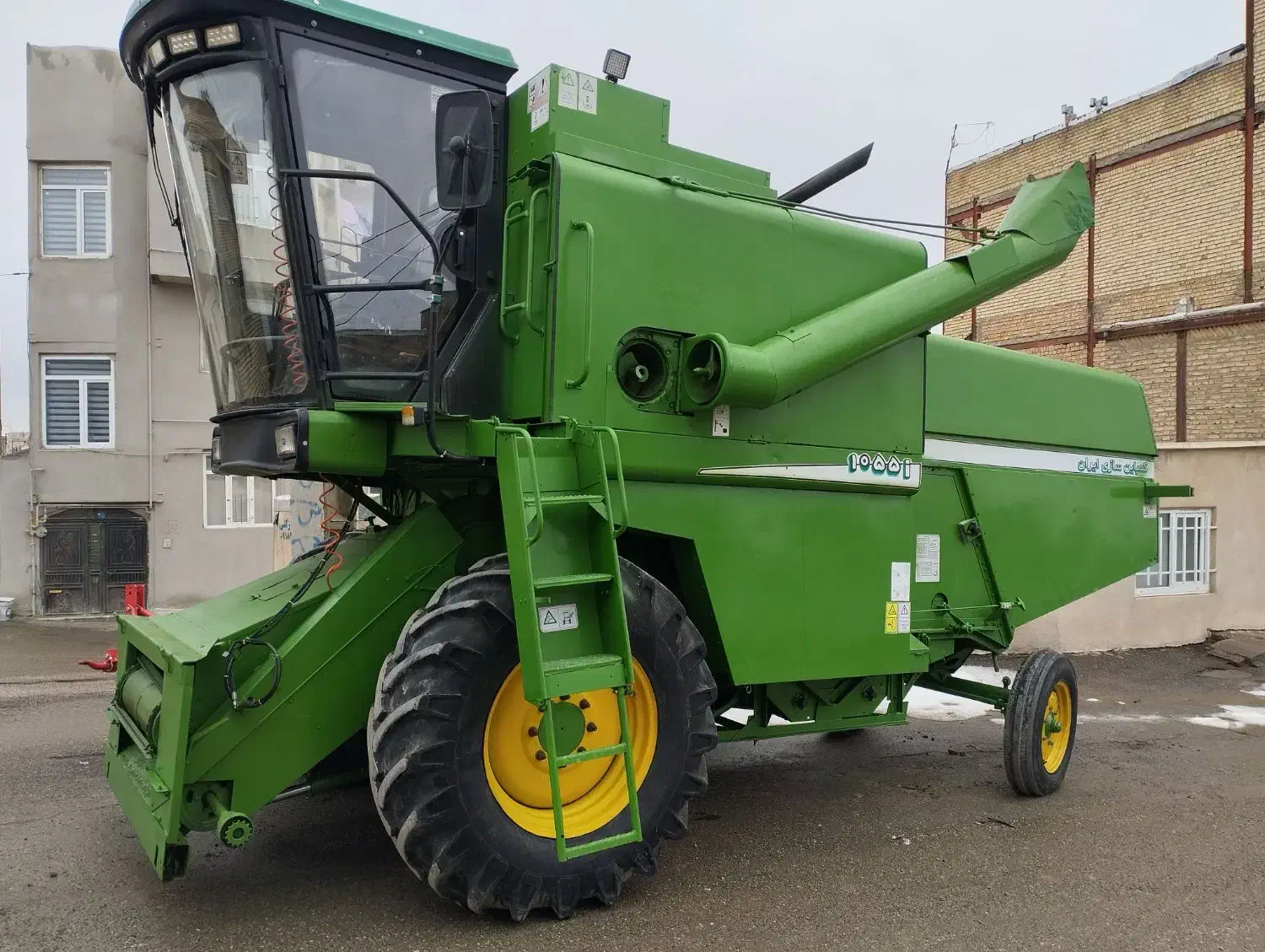 کمباین عطیقه خشک|خودرو سنگین|دیواندره, |دیوار