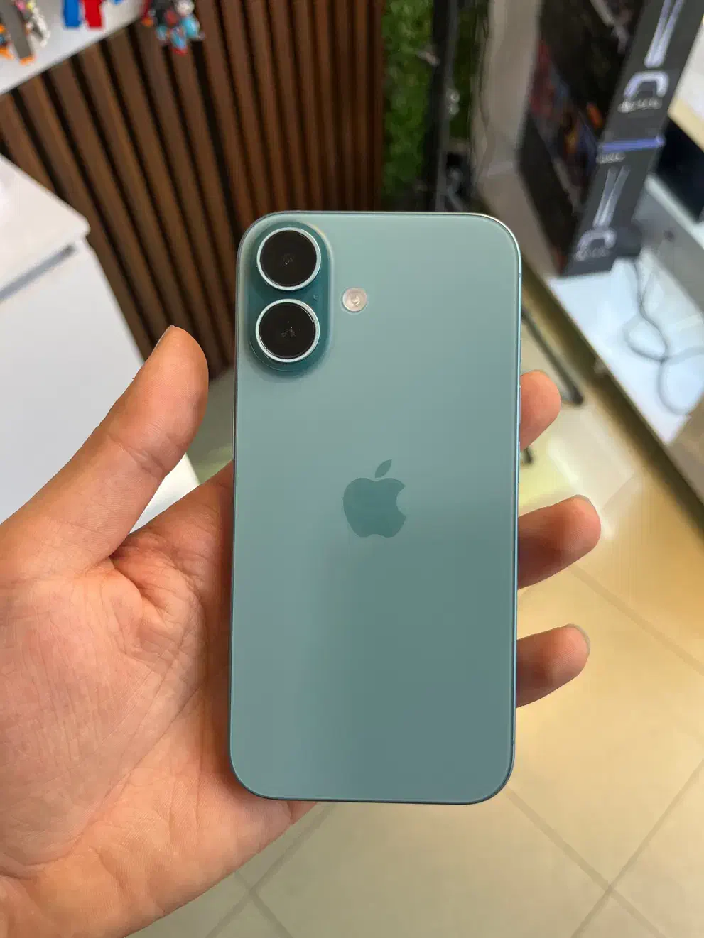 ایفون ۱۶ نرمال ۱۲۸ گیگ|موبایل|ارومیه, |دیوار