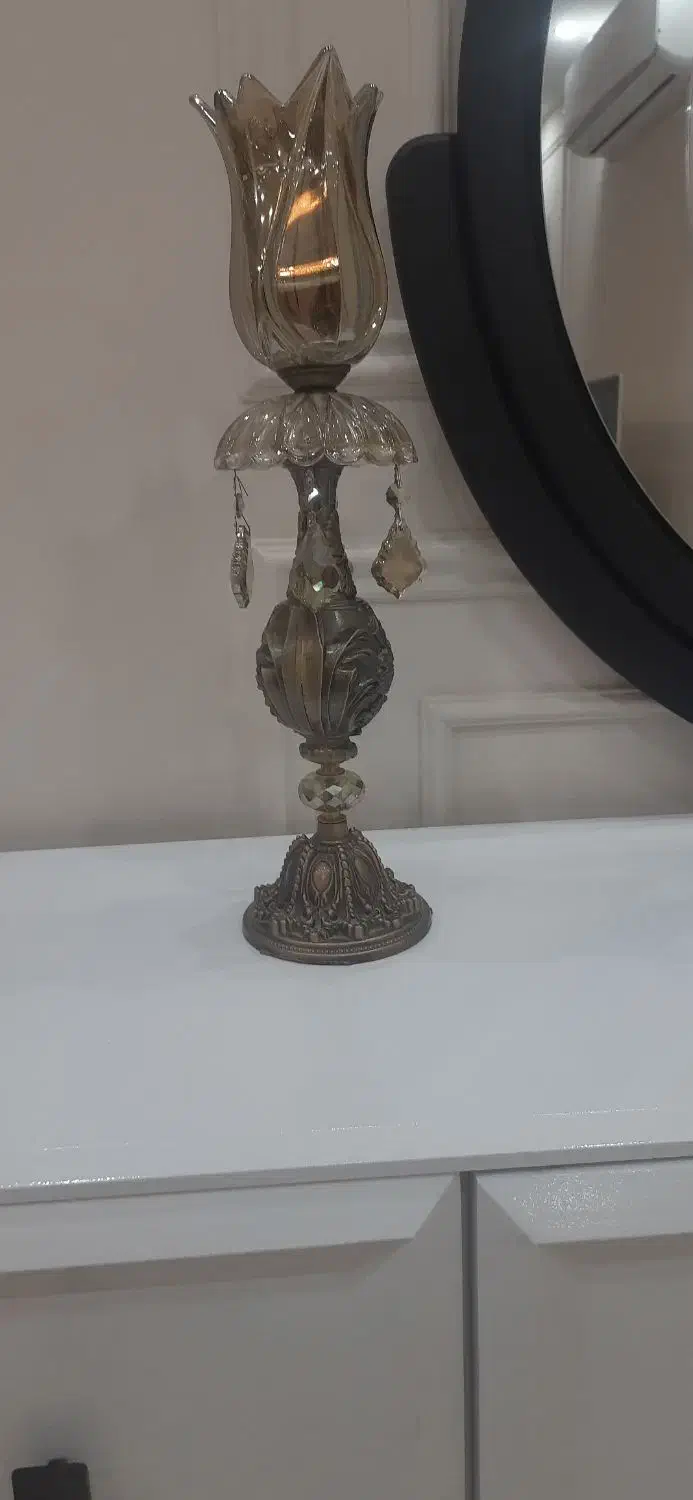 ۲ عدد شمعدان . رنگ شامپاینی . رنگ ثابت|لوستر و چراغ آویز|کرمانشاه, |دیوار