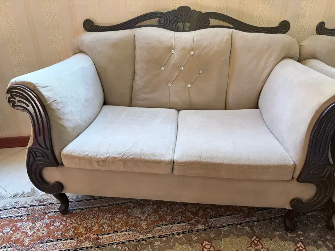 مبل هفت نفره شیک پایه چوب|مبلمان خانگی و میز عسلی|شیراز, کلاهدوز|دیوار