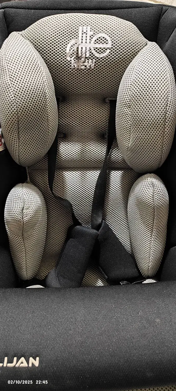 صندلی ماشین|تخت و صندلی بچه|اسلامشهر, شهرک قائمیه|دیوار