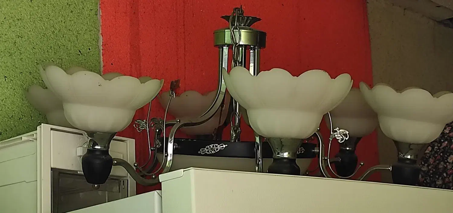 لوستر|لوستر و چراغ آویز|رشت, بازار|دیوار