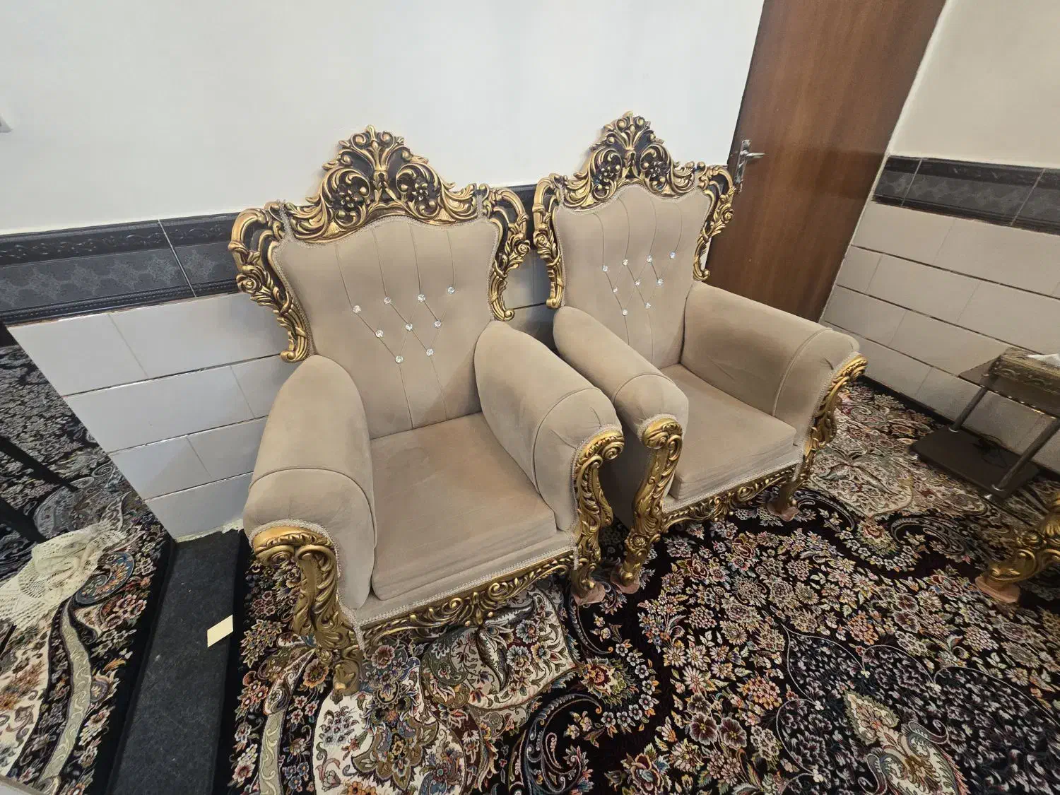 مبلمان ۷ نفره با میز وسط و  دو عدد عسلی|مبلمان خانگی و میز عسلی|تاکستان, |دیوار