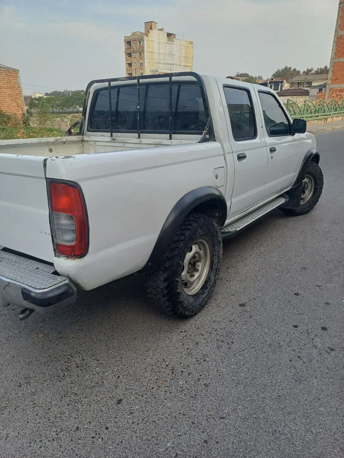 نیسان پیکاپ مدل ۱۳۸۷ بیرنگ|خودرو سواری و وانت|گرگان, |دیوار