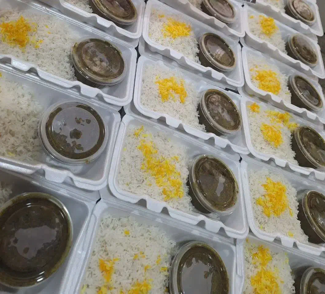 همکاری با ادارات و سازمان‌ها  تهیه غذای شرکتی|خدمات پذیرایی، مراسم|قم, بنیاد|دیوار