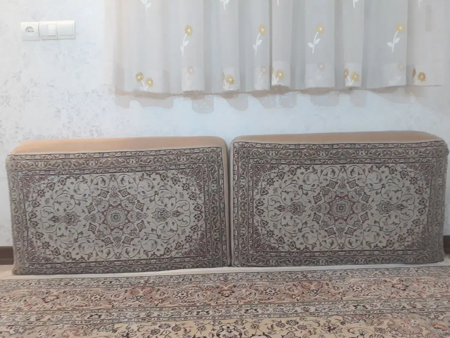 فروش یک جفت پشتی در حد نو|پشتی|کاشان, الغدیر|دیوار