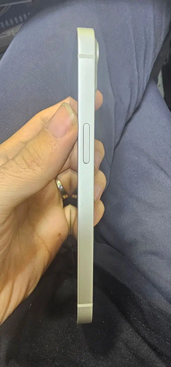 اپل iPhone 13 با حافظهٔ ۱۲۸ گیگابایت|موبایل|اراک, |دیوار