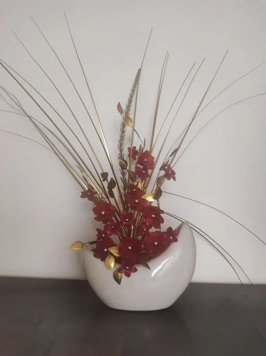 گلدون|گل مصنوعی|ری, سیزده آبان|دیوار