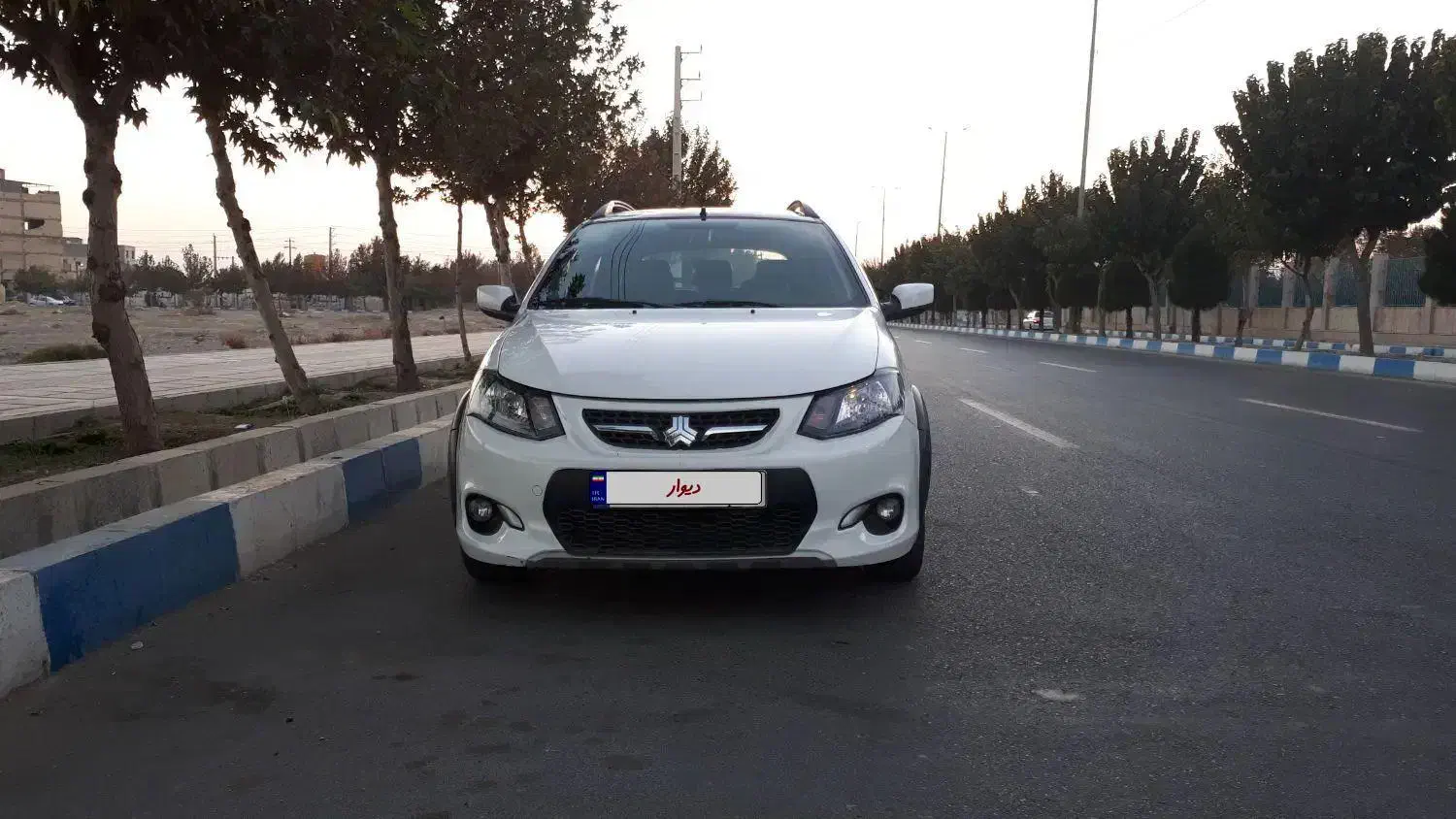 کوئیک آر 1401 یه لکه رنگ|خودرو سواری و وانت|شهریار, شهرک امیریه|دیوار