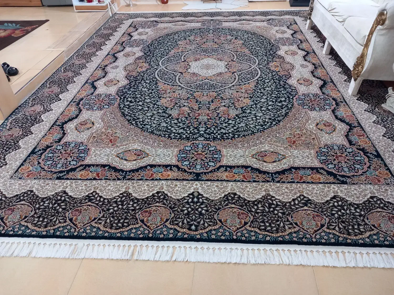 فرش ۱۲ متری|فرش|لوشان, |دیوار