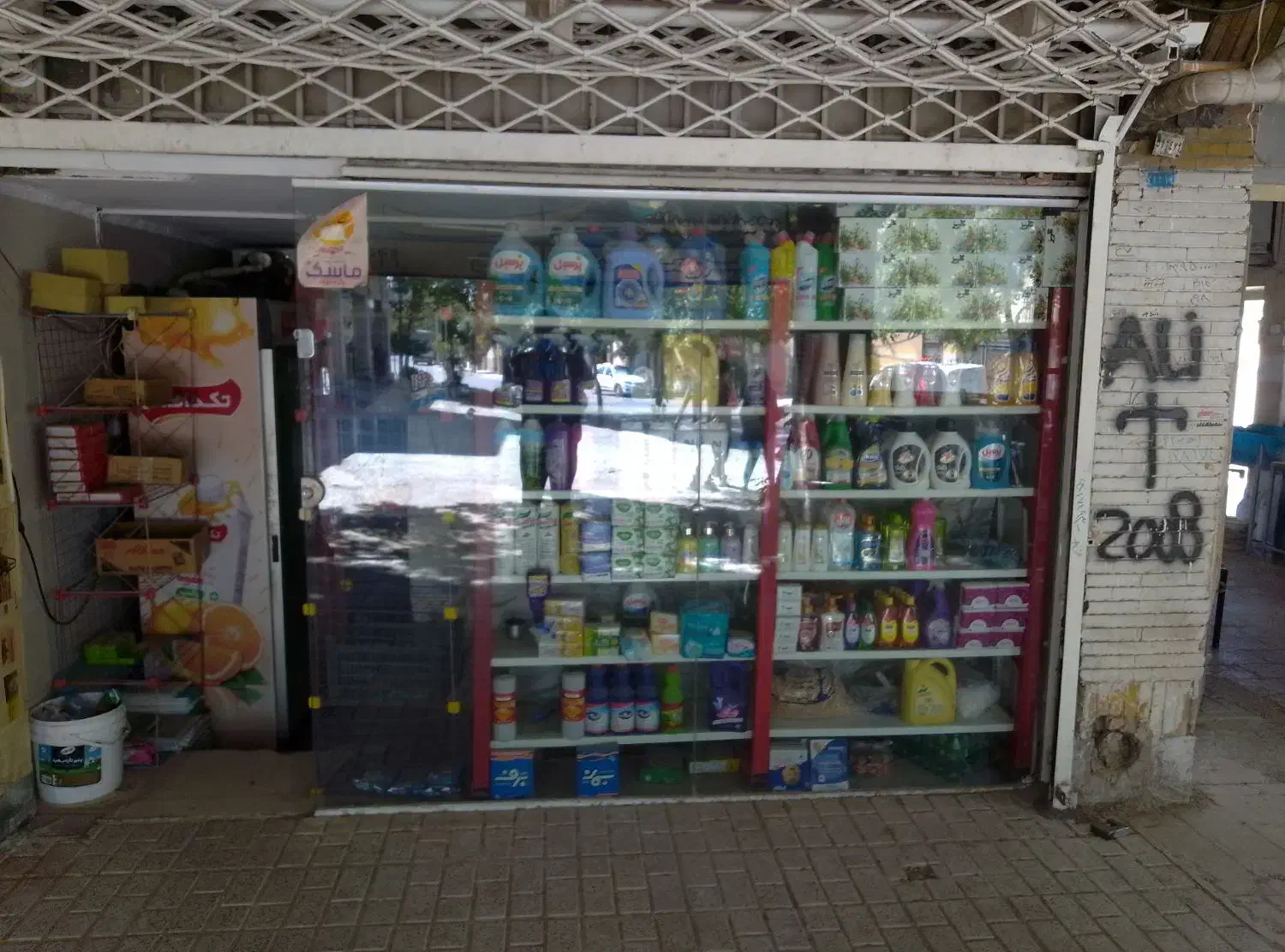 24متر تجاری داعم|اجارهٔ مغازه و غرفه|مشهد, شهرک رازی (شهرک غرب)|دیوار