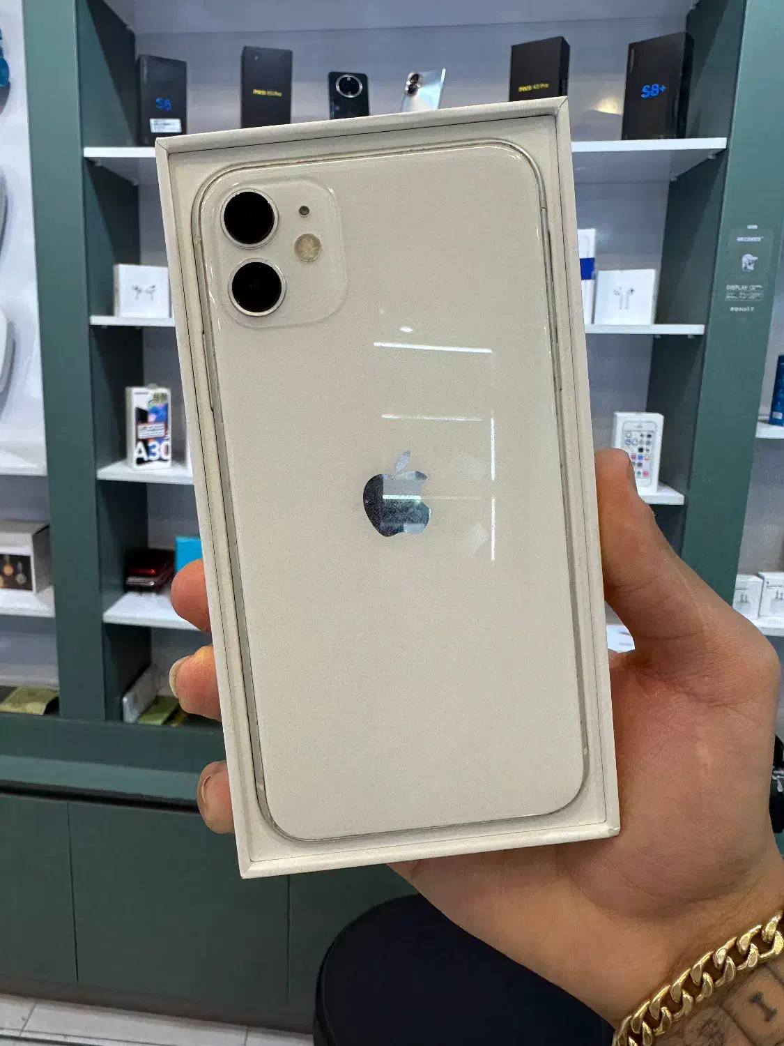 آیفون ۱۱ نرمال درحد نوو iPhone 11|موبایل|کرج, گوهردشت|دیوار