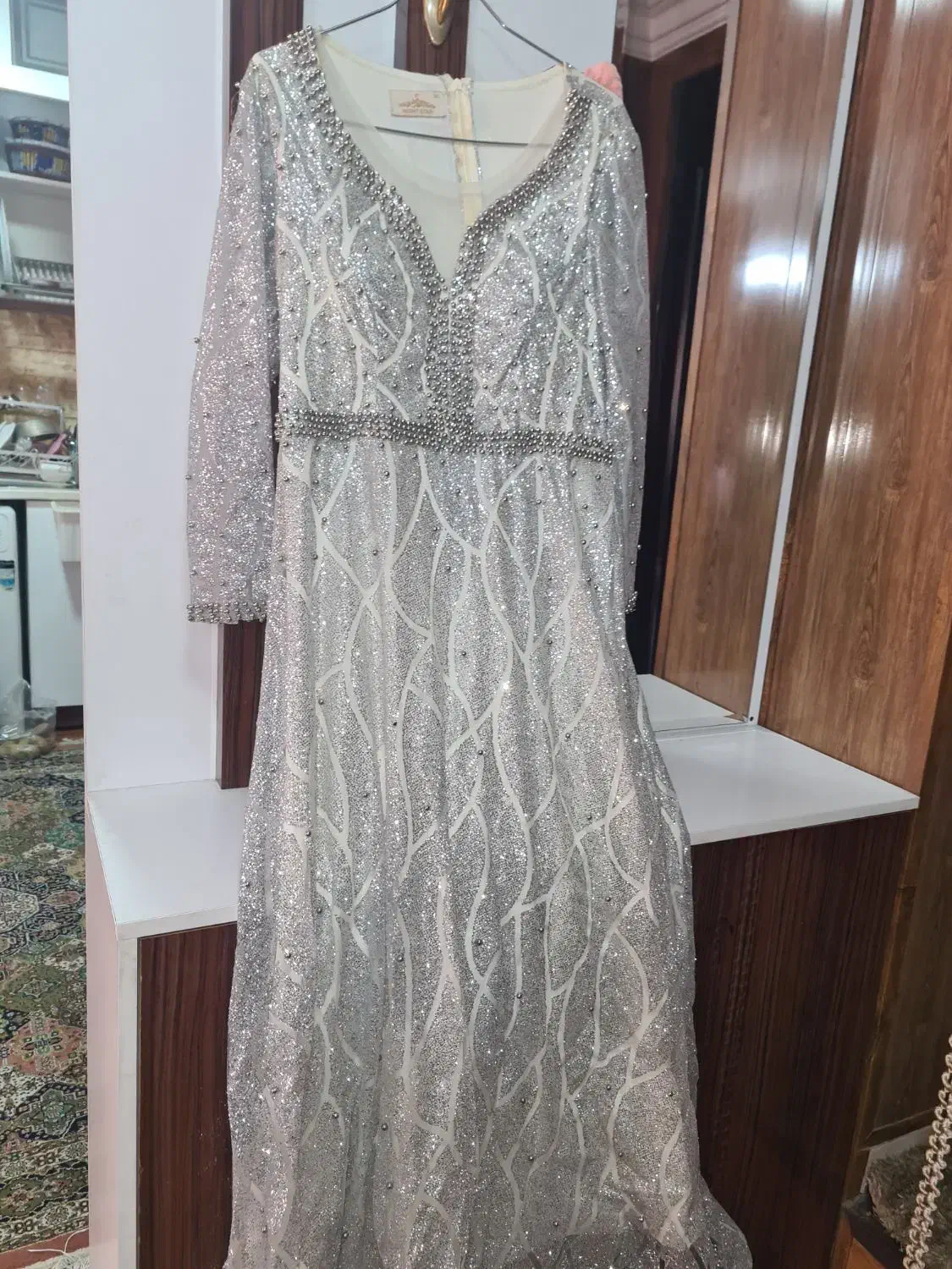 لباس مجلسی|لباس|مشهد, هنرستان|دیوار