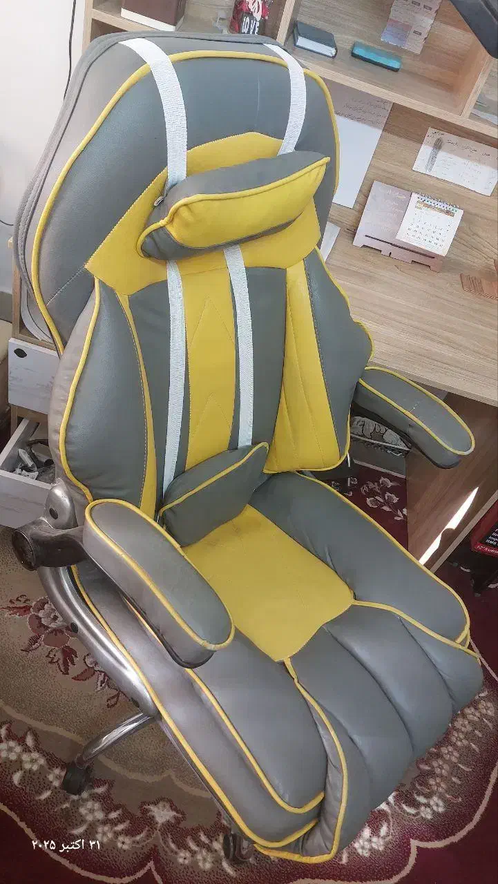 صندلی اداری اسپرت و راحت - در حد نو|صندلی و نیمکت|سمنان, |دیوار