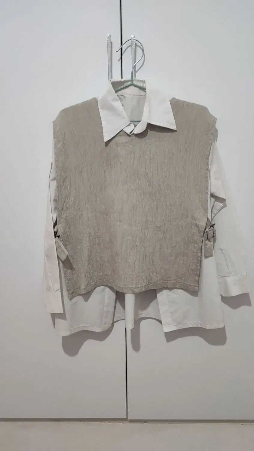 لباس|لباس|کنگاور, |دیوار