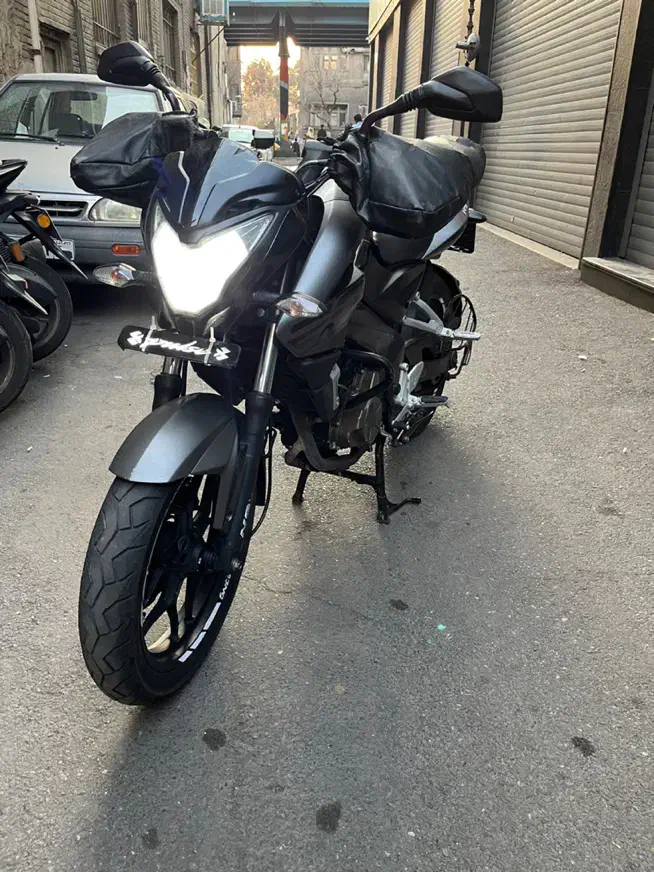 NS 200 97|موتورسیکلت|تهران, نبی اکرم|دیوار