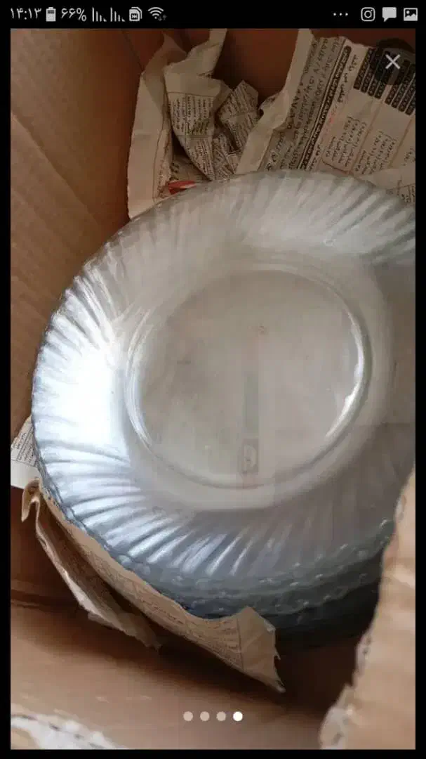 بشقاب پیرکس 4دست و یه فرش کناره|ظروف سرو و پذیرایی|گرمسار, |دیوار