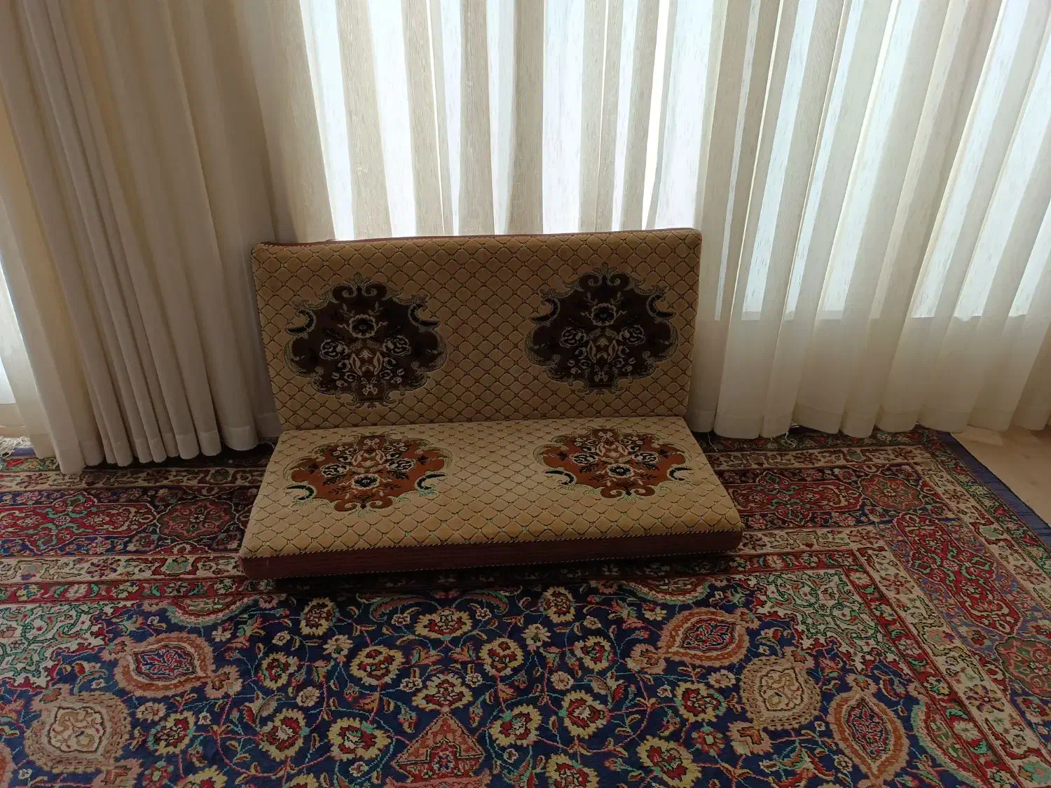 شش عدد پشتی فرشی بزرگ نو|پشتی|سهند, |دیوار