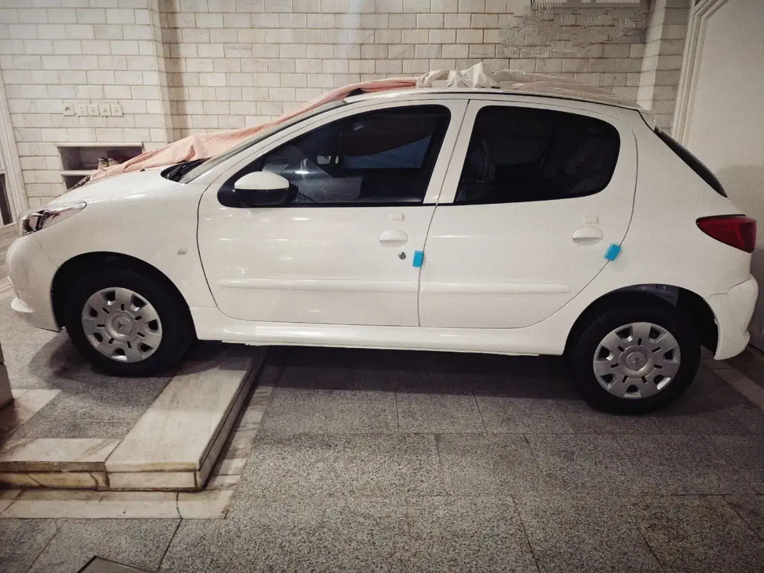 207 سقف فلزی TU5P صفر|خودرو سواری و وانت|قم, لسانی|دیوار