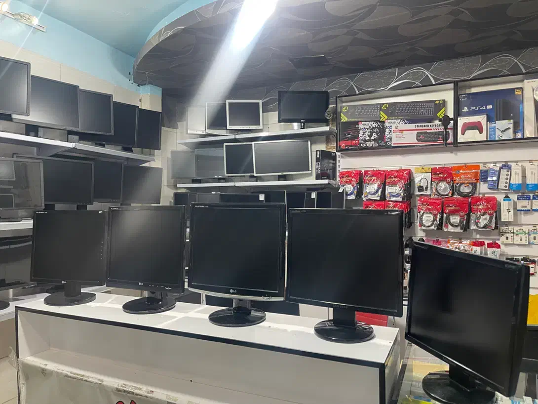 مانیتور ۱۷ اینچ مخصوص دوربین مداربسته|قطعات و لوازم جانبی رایانه|کرج, شاهینویلا|دیوار