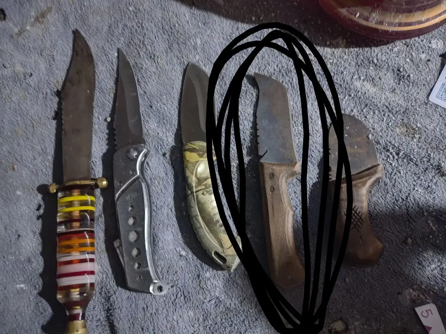 چاقو زنجانی|کلکسیون اشیاء عتیقه|بندر ماهشهر, |دیوار