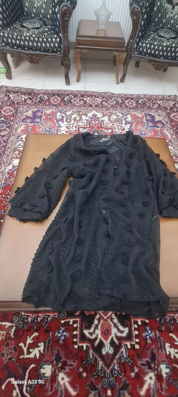 مانتودرحدنو|لباس|تبریز, |دیوار