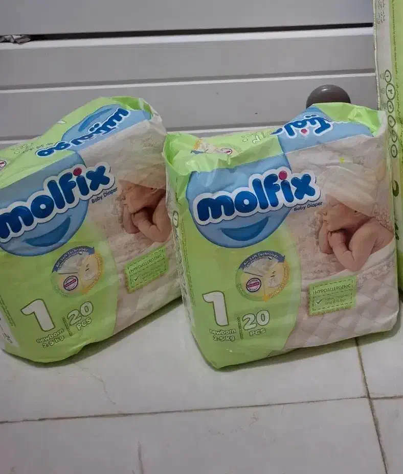 پوشک مولفیکس سایز 1|اسباب و اثاث بچه|کاشان, گبرها|دیوار